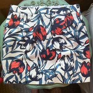 J-crew Skirt - Size 6, Floral print with pockets!!!!